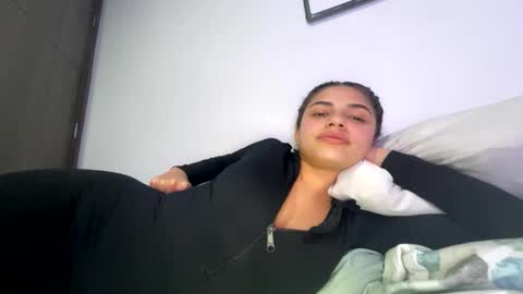 Isabella.. back again  online show from February 6, 3:00 am