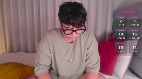 Snapshot of isabellamoutt chatting on May 17, 12:12 pm Isabella Mout online show from May 17, 12:12 pm