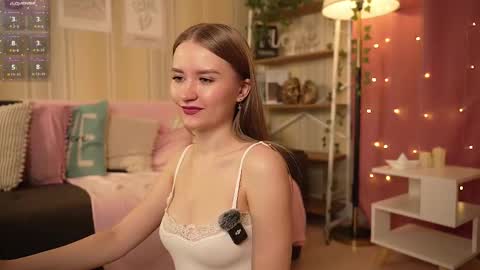 Bella online show from October 6, 4:32 am