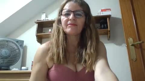 isabella online show from October 19, 8:42 pm