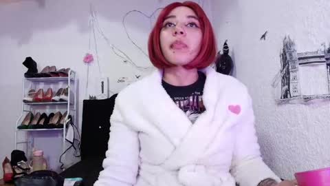 isabelle_sara online show from May 16, 8:07 pm