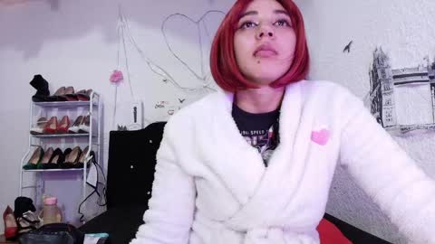 isabelle_sara online show from May 16, 8:18 pm