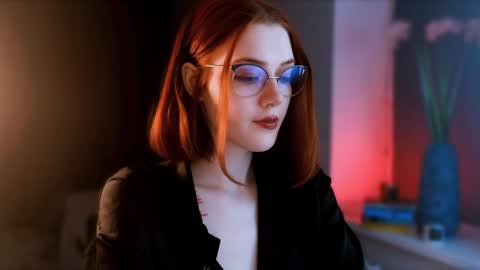Snapshot of isabelle_stern chatting on January 5, 3:55 pm Madame Isabelle online show from January 5, 3:55 pm