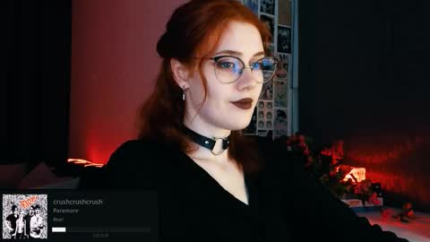 Snapshot of isabelle_stern chatting on September 16, 5:47 pm Madame Isabelle online show from September 16, 5:47 pm