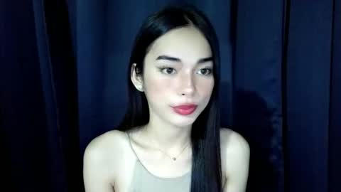 Isabelle online show from October 7, 10:45 am