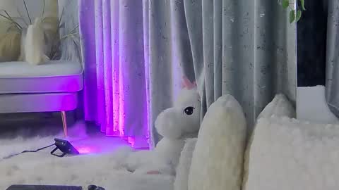 IsabelleEthan online show from May 15, 11:56 pm