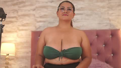 IsabellMendez online show from January 15, 7:23 pm