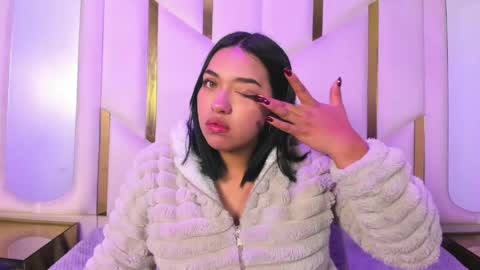 isabellrodriguez18 online show from May 20, 3:45 am