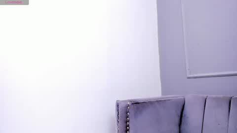 Isabellsmmith online show from January 8, 4:23 am