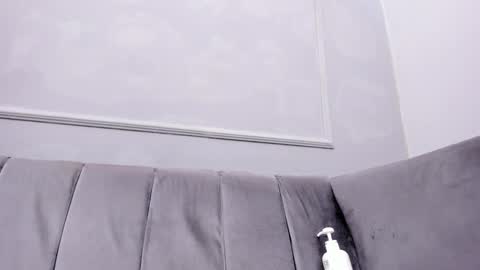 Isabellsmmith online show from January 29, 9:55 am