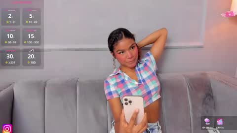 Isabellsmmith online show from February 25, 4:03 am