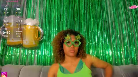 Isabellsmmith online show from March 4, 3:44 am