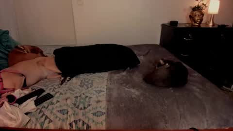 Isa online show from October 3, 11:35 pm