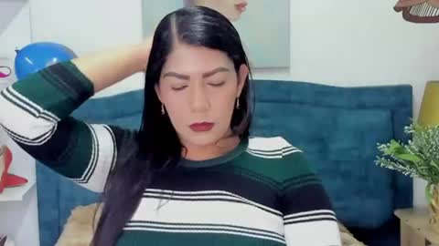 Isabel online show from June 25, 12:31 pm