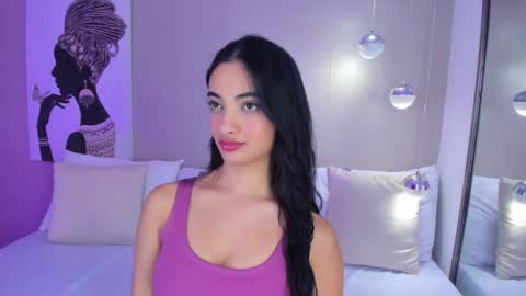 Isa Monroee  online show from January 2, 7:40 pm