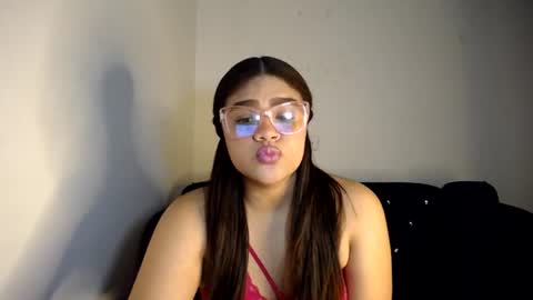 Snapshot of isamoon99 chatting on July 2, 6:14 pm Isa online show from July 2, 6:14 pm