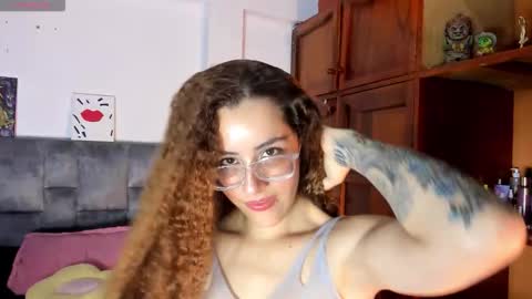 Isabela  online show from October 30, 4:03 am