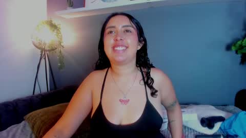 Isabela Isa for lovers online show from May 23, 1:59 pm