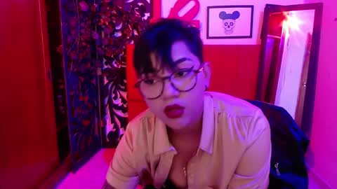 Snapshot of ise_lunny chatting on January 13, 2:28 am isabela online show from January 13, 2:28 am