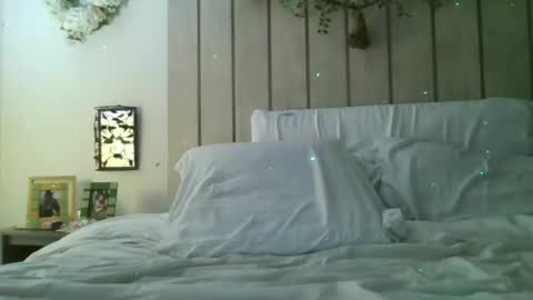 Iseestarz420 online show from September 26, 3:43 am