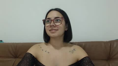 Emma online show from October 6, 12:52 am