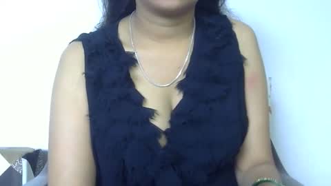 ishika_ishu online show from September 12, 3:17 am