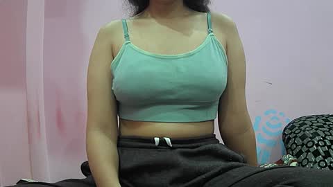 ishika_singh_ online show from February 20, 2:30 am