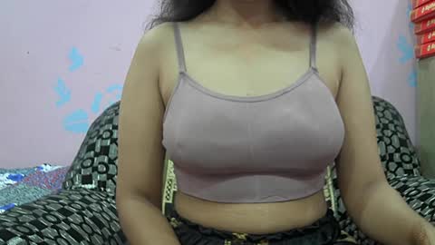 ishika_singh_ online show from July 30, 2:54 am