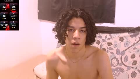 Snapshot of isidroglasc chatting on March 30, 4:46 am Isidro online show from March 30, 4:46 am