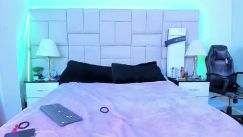 Pauli online show from November 20, 11:48 pm