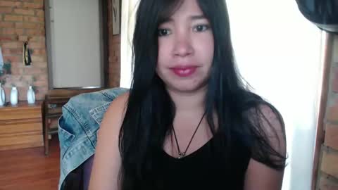 Snapshot of isis_moon88 chatting on October 29, 2:08 pm isis online show from October 29, 2:08 pm