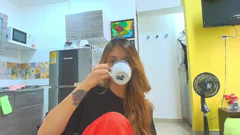 Alaya online show from May 13, 1:41 pm