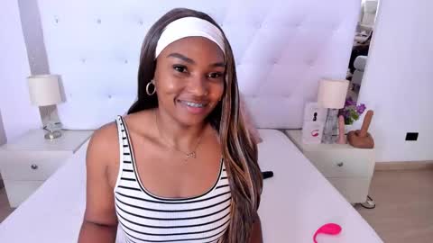 Vanessa online show from November 14, 11:20 am