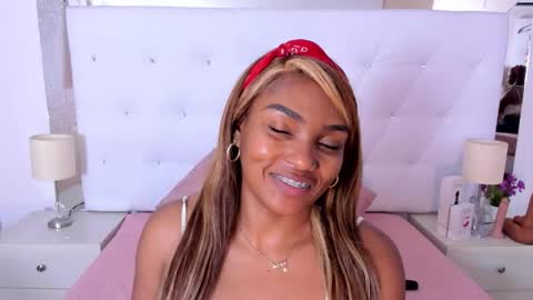 Vanessa online show from November 19, 11:21 am