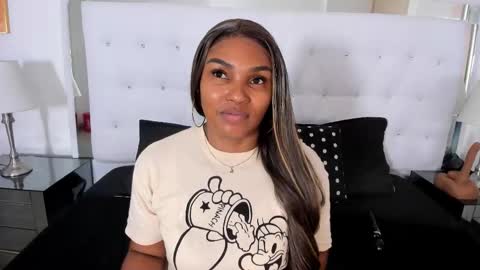 Vanessa online show from March 3, 11:38 am