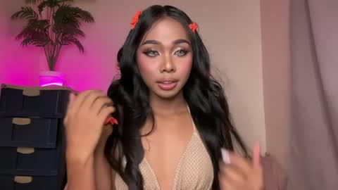 Snapshot of island_girlxxx chatting on July 17, 9:52 pm Alona online show from July 17, 9:52 pm