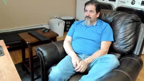 Jim online show from April 22, 10:00 pm