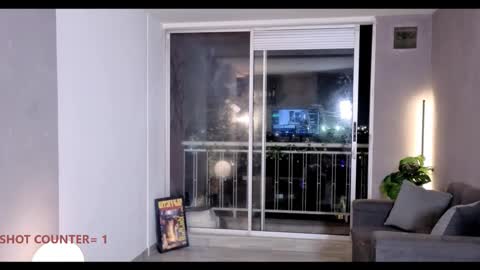 Snapshot of isnotforeveryone chatting on November 23, 2:11 am Julyane online show from November 23, 2:11 am