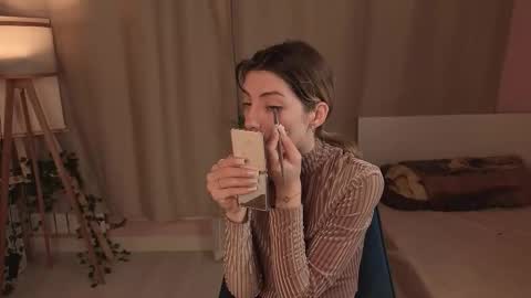 Emilia online show from March 10, 6:29 am