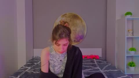 Emilia online show from March 26, 6:30 am