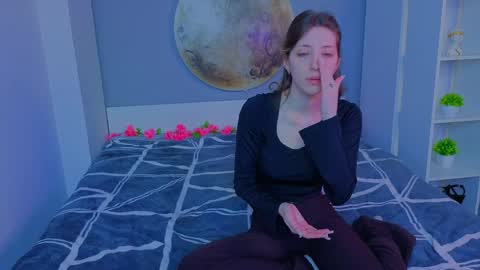 Emilia online show from April 2, 7:06 am