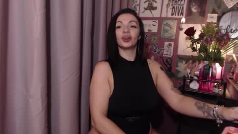 Rebecca online show from December 5, 7:49 am