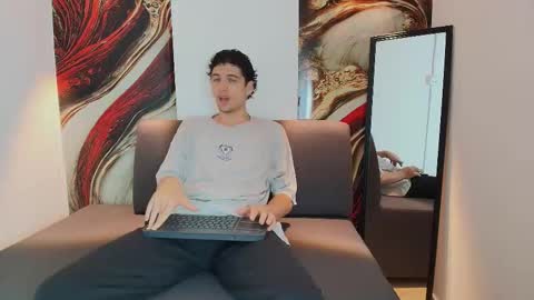 Snapshot of israel_gray chatting on November 4, 7:46 pm Israel online show from November 4, 7:46 pm