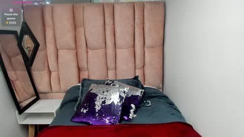 Snapshot of issa_milf__ chatting on February 28, 12:17 pm ISSA MILF online show from February 28, 12:17 pm