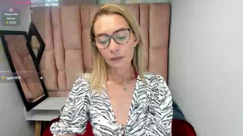 Snapshot of issa_milf__ chatting on March 3, 2:12 pm ISSA MILF online show from March 3, 2:12 pm