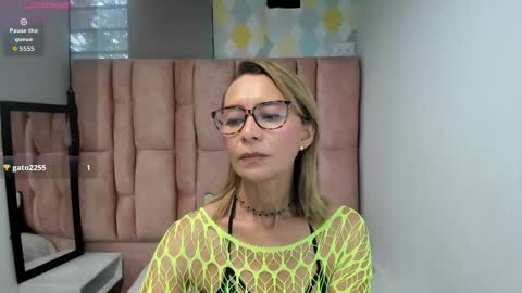 Snapshot of issa_milf__ chatting on March 30, 2:29 pm ISSA MILF online show from March 30, 2:29 pm