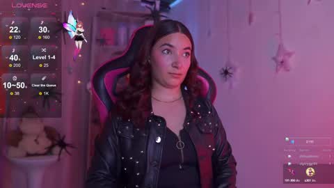 ISSA  online show from October 8, 9:12 pm