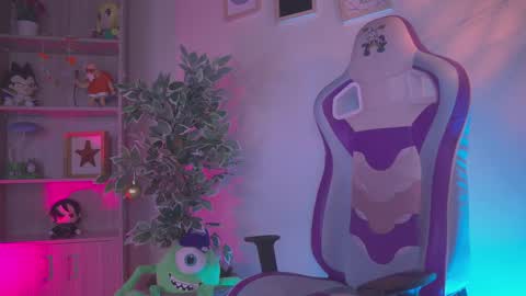 Snapshot of issa_monterrey chatting on February 24, 12:36 pm ISSA online show from February 24, 12:36 pm