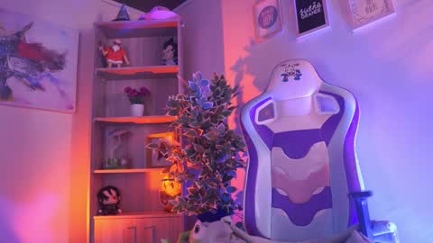 Snapshot of issa_monterrey chatting on February 27, 12:27 pm ISSA online show from February 27, 12:27 pm