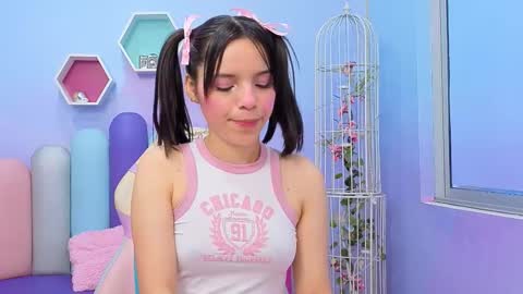 Issa Skinny online show from October 27, 11:36 am